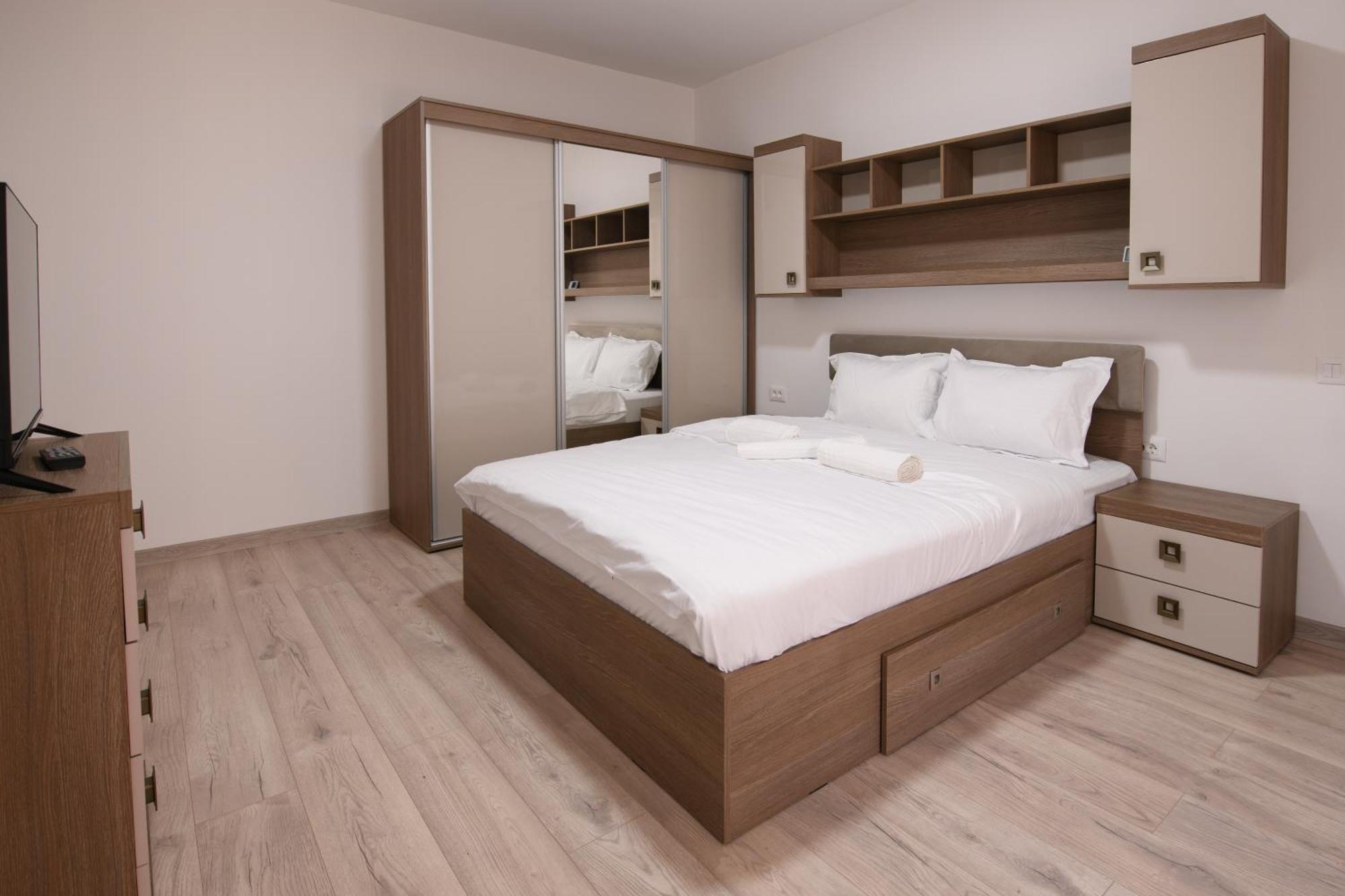 Smart Living Plaza Lejlighed Bukarest Eksteriør billede